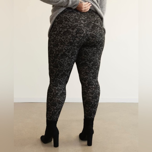 NWT 2X Petite Penningtons Lace Jacquard Black and Gray Leggings - Picture 2 of 9